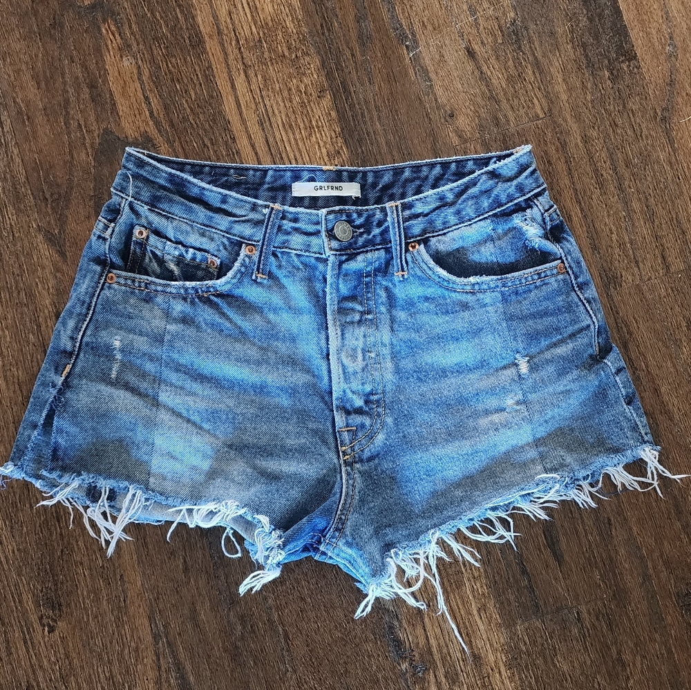 GRLFRND Cindy jean shorts Sz 25